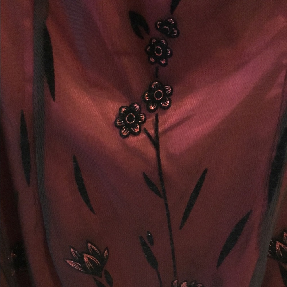 Dress - Picture 4 of 4